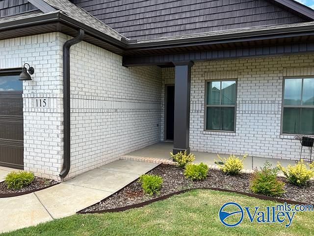 1st image of 115 Caspian Ln