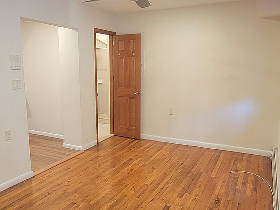 4th image of 35-28 33rd St #1F