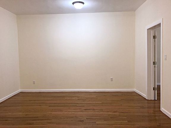 3rd image of 645 Ocean Ave APT D1