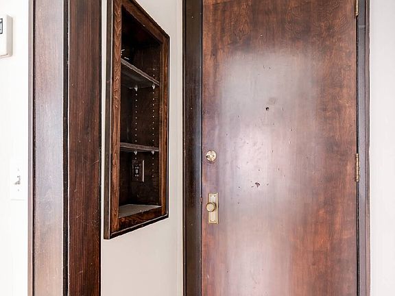 5th image of 706 S 9th St APT 307