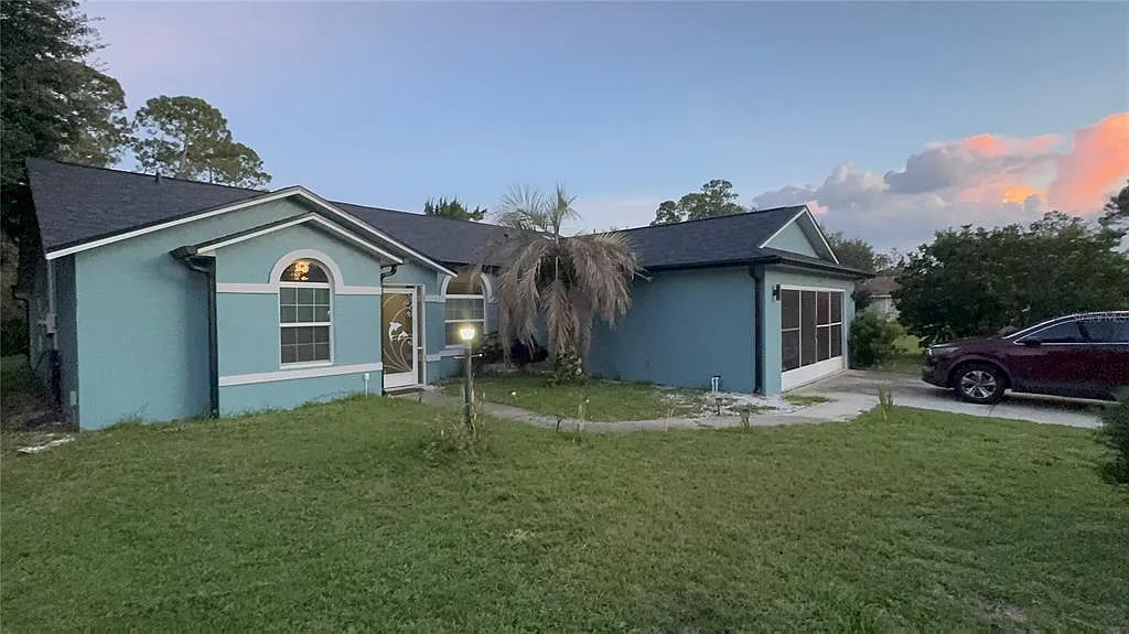 4 bed, 2.0 bath, 2230 sqft, $2,450 — Photo 1