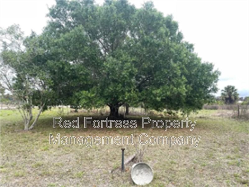 2nd image of 21840 Claytor Rd