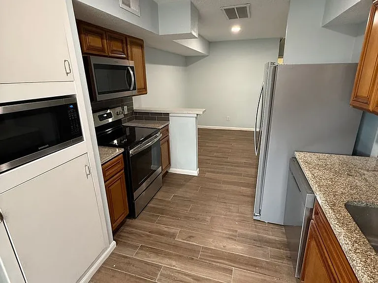 5131 Spring Forest Dr — Photo 5