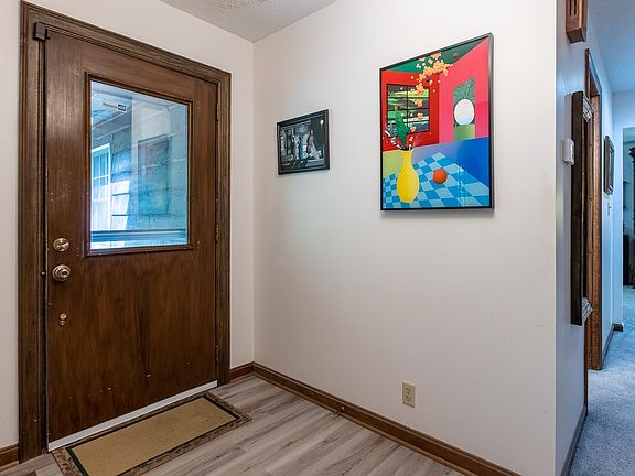 2nd image of 8805 Camellia Dr