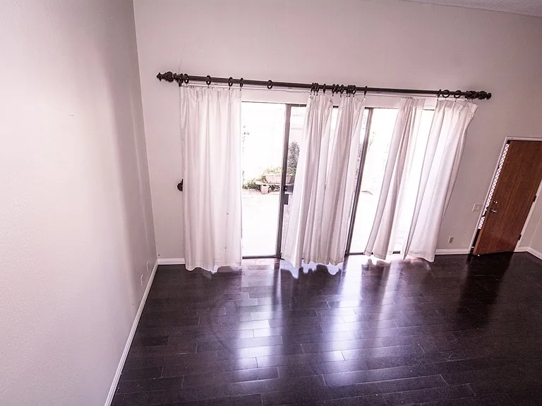 848 W Huntington Dr #28 — Photo 18