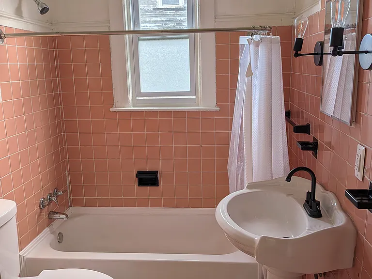 532 Horton Ave — Photo 5