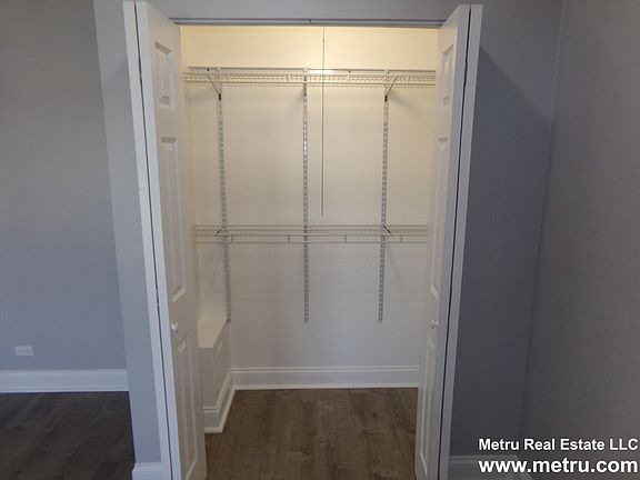 4th image of 4756 N Maplewood Ave APT 202