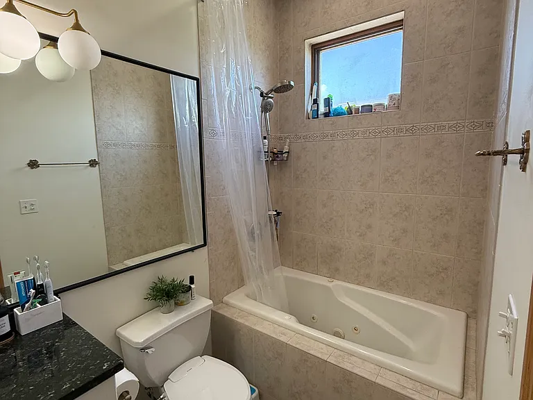 2136 W Monroe St #404 — Photo 18