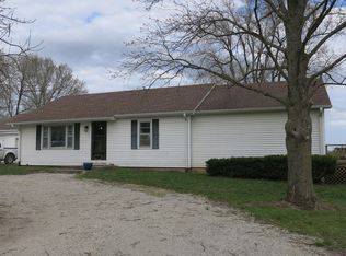 105 N Stauver St, New Hampton, MO 64471