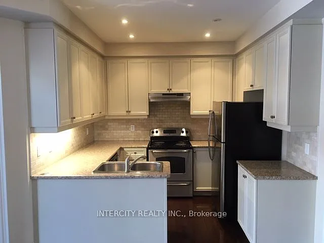 150 Golden Forest Rd — Photo 4