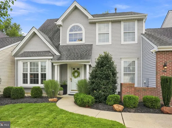 54 Fieldcrest Dr, Westampton, NJ 08060