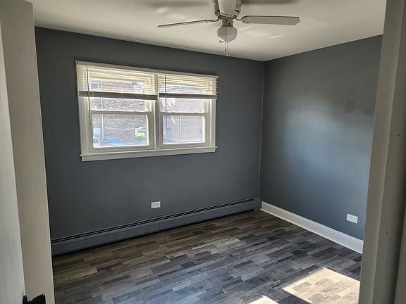 5th image of 11848 S Komensky Ave APT 2E