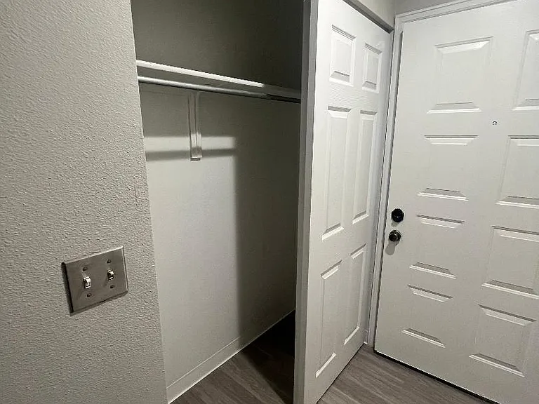6570 E Mississippi Ave — Photo 15