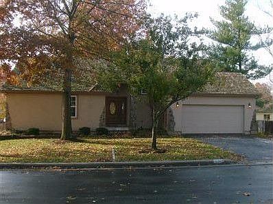 1st image of 8304 Oakmont Dr