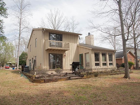 3rd image of 107 Beech Run Dr