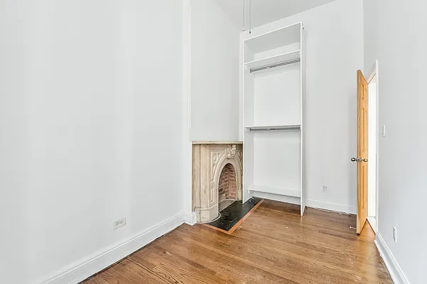 Rented by Aryeh Realty | media 4