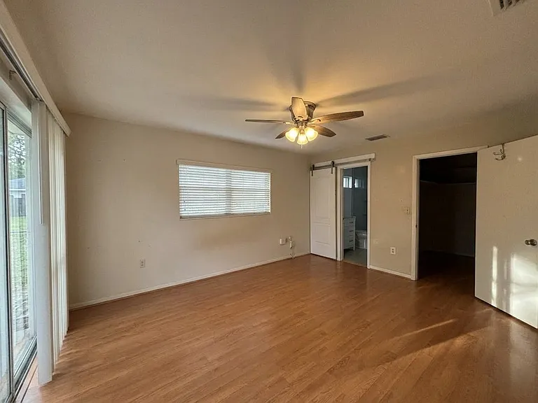 116 Holmes Pl — Photo 15