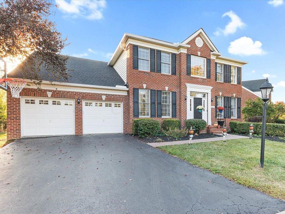 1st image of 7071 Maynard Pl E