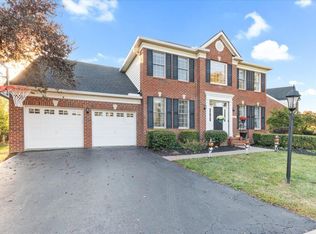 7071 Maynard Pl E, New Albany, OH 43054