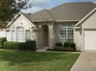 3769 Royal Port Rush Dr, Round Rock, TX 78664