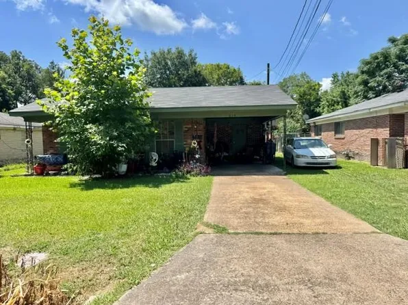 614 5th St, Leland, MS 38756
