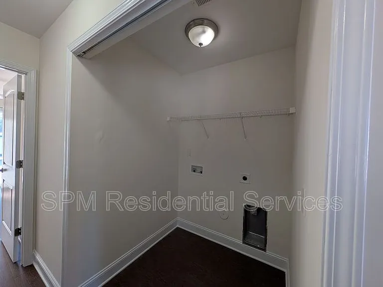 726 Kidder St — Photo 7