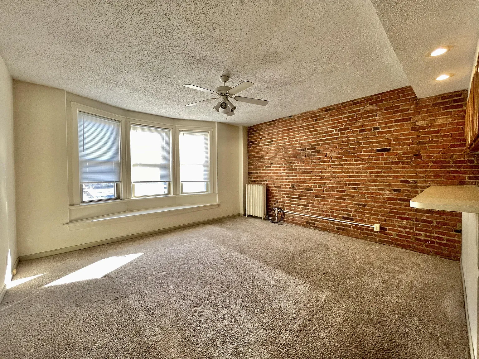 1 bed, 725 sqft, $745 — Photo 3
