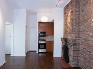 242 W 71st St APT 3R, New York, NY 10023