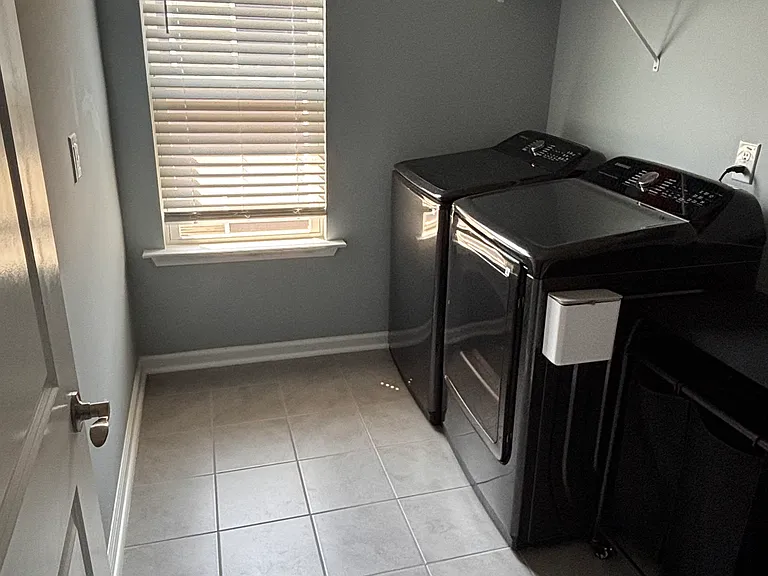 5716 Agrinio Way — Photo 10