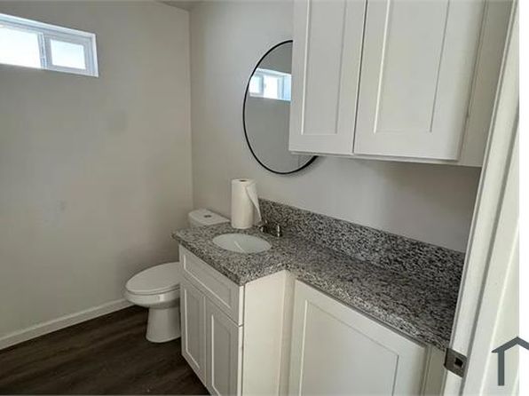 2317 Wilshire Aly #B