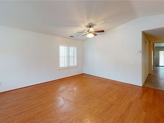 5th image of 6138 La Costa Pl