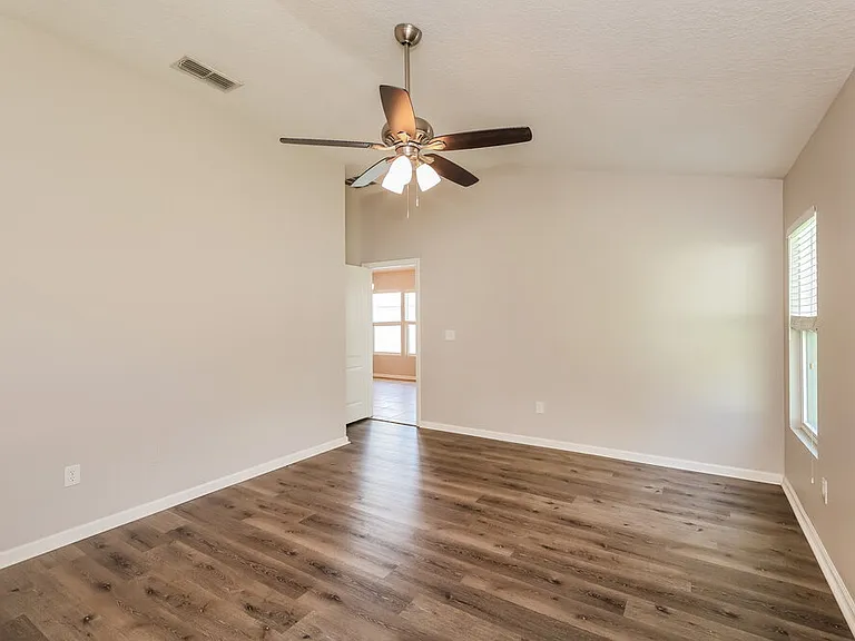 1908 High Prairie Ln — Photo 10