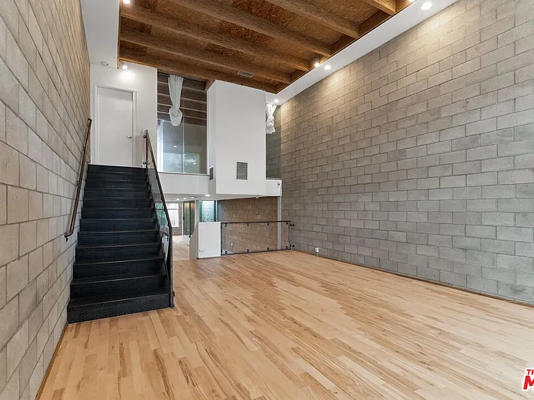 6615 Melrose Ave #3 — Photo 24