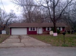 2962 E Monroe Ter, Springfield, MO 65802