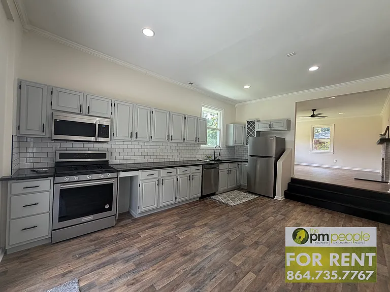 111 Westwood Dr — Photo 6