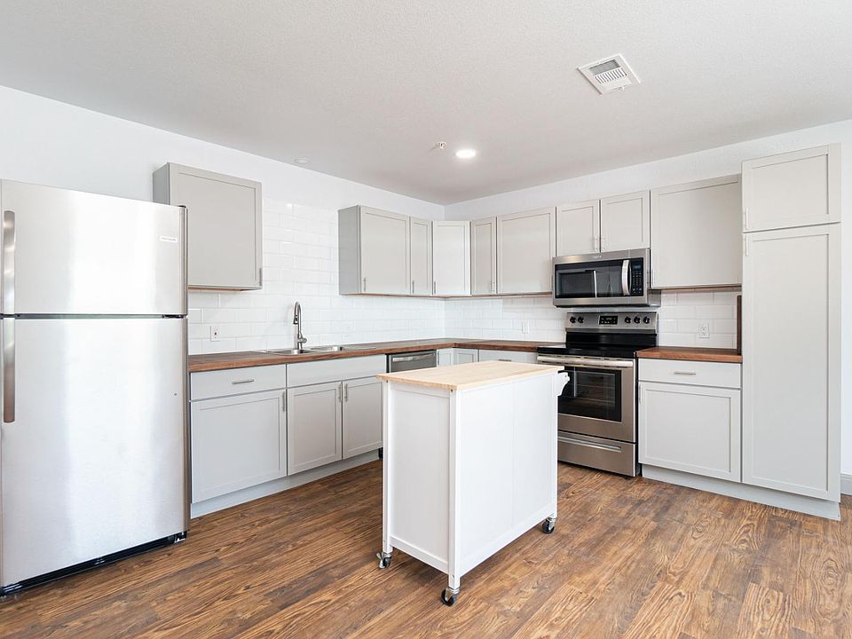 618 Live Oak St Blanco TX Zillow