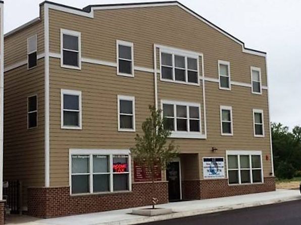 6040 Main St APT 202