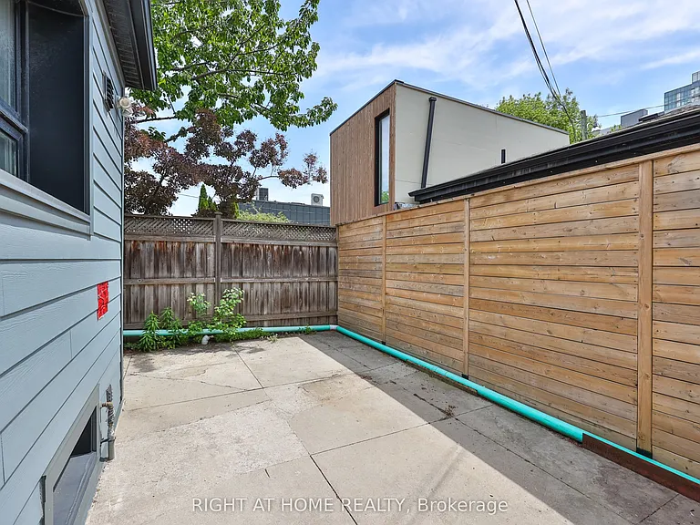 31 Alma Ave #1 — Photo 11