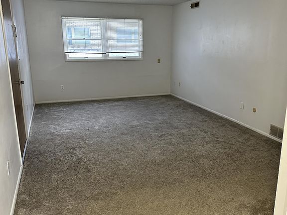 2nd image of 4231 Central Ave APT 3