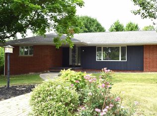 603 W Crestwood Dr, Eureka, IL