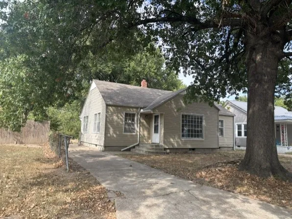 1620 Hayes St, Muskogee, OK 74403