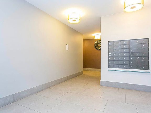 5th image of 337 W 30th St APT 8D