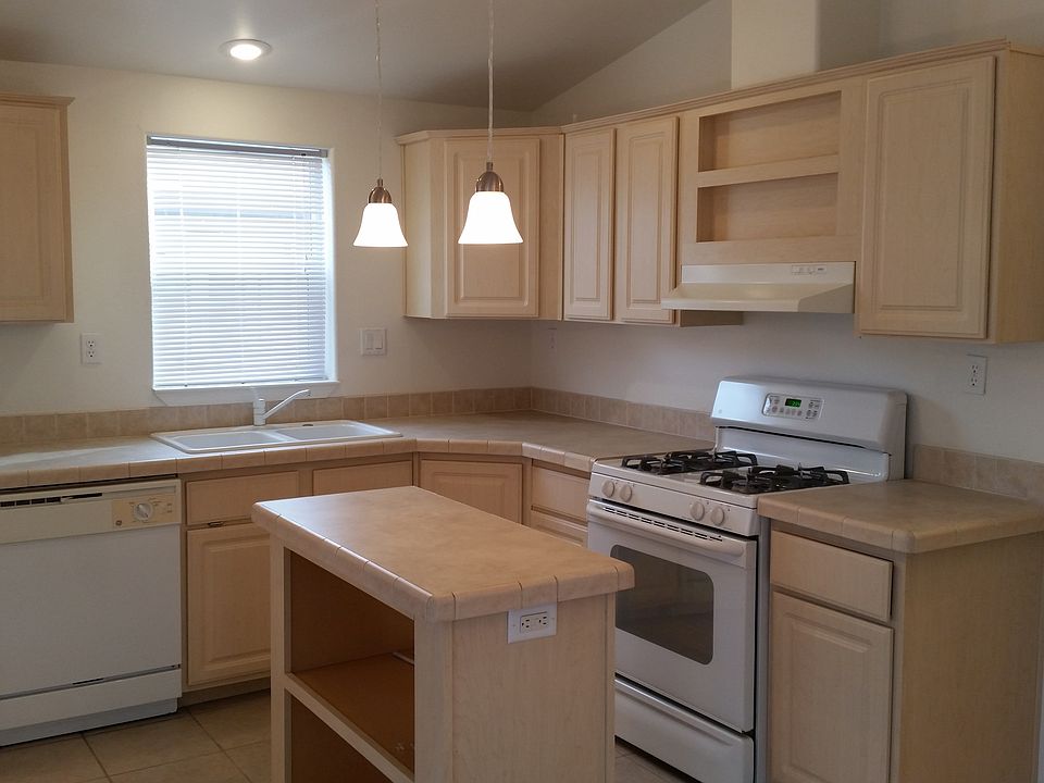 2nd image of 770 Lincoln Ave Space 24