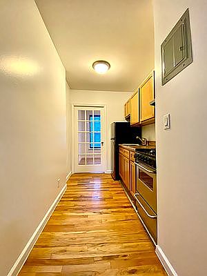 1st image of 232 E 80th St APT 15