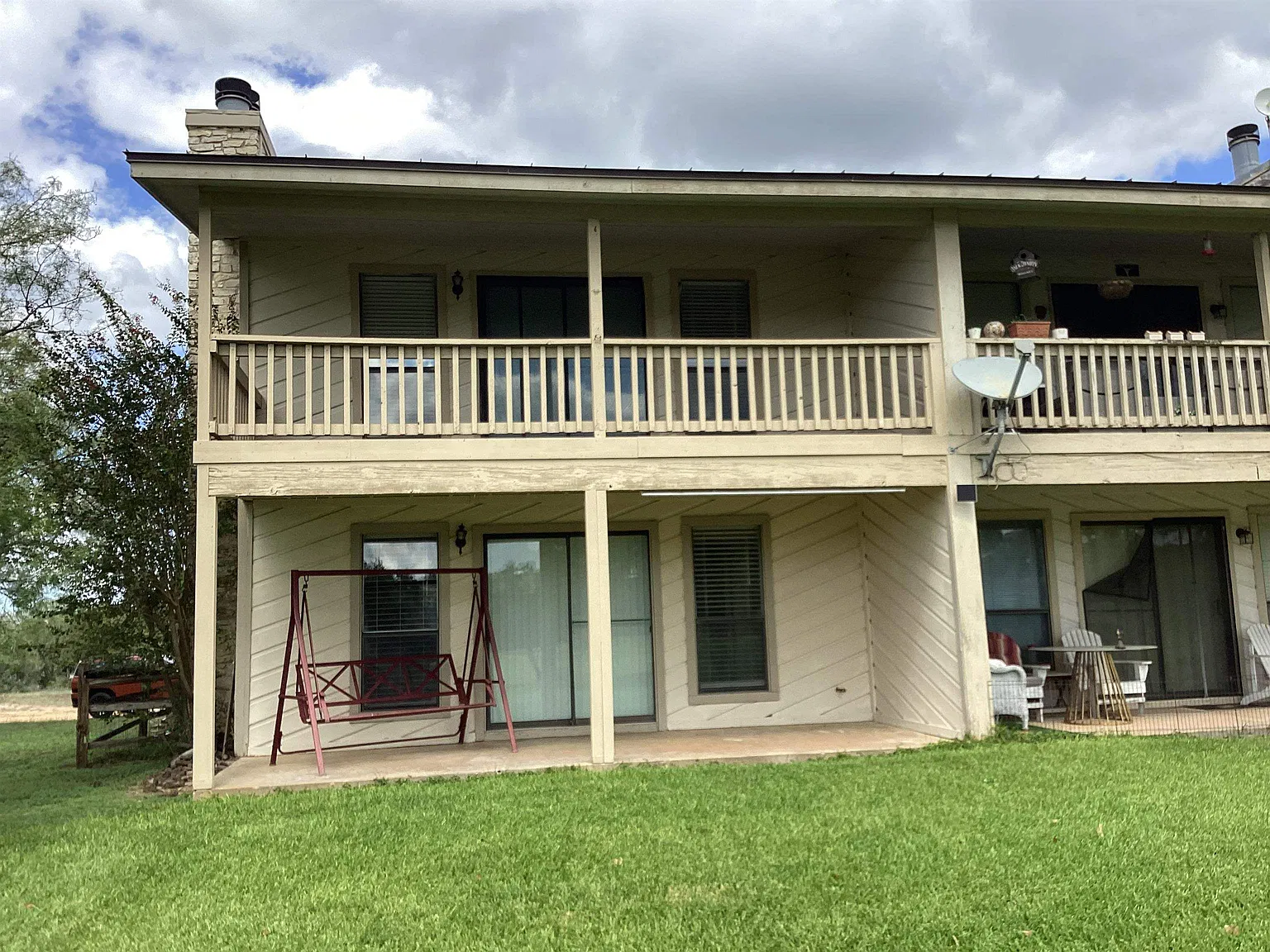 2 bed, 2.5 bath, 1408 sqft, $2,300 — Photo 4