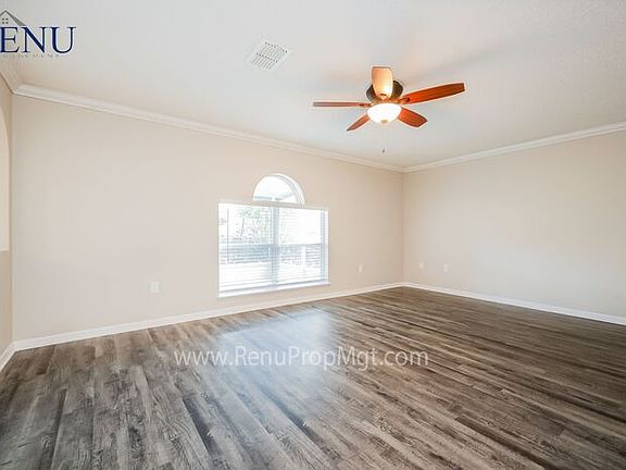 3rd image of 2228 Sandridge Cir