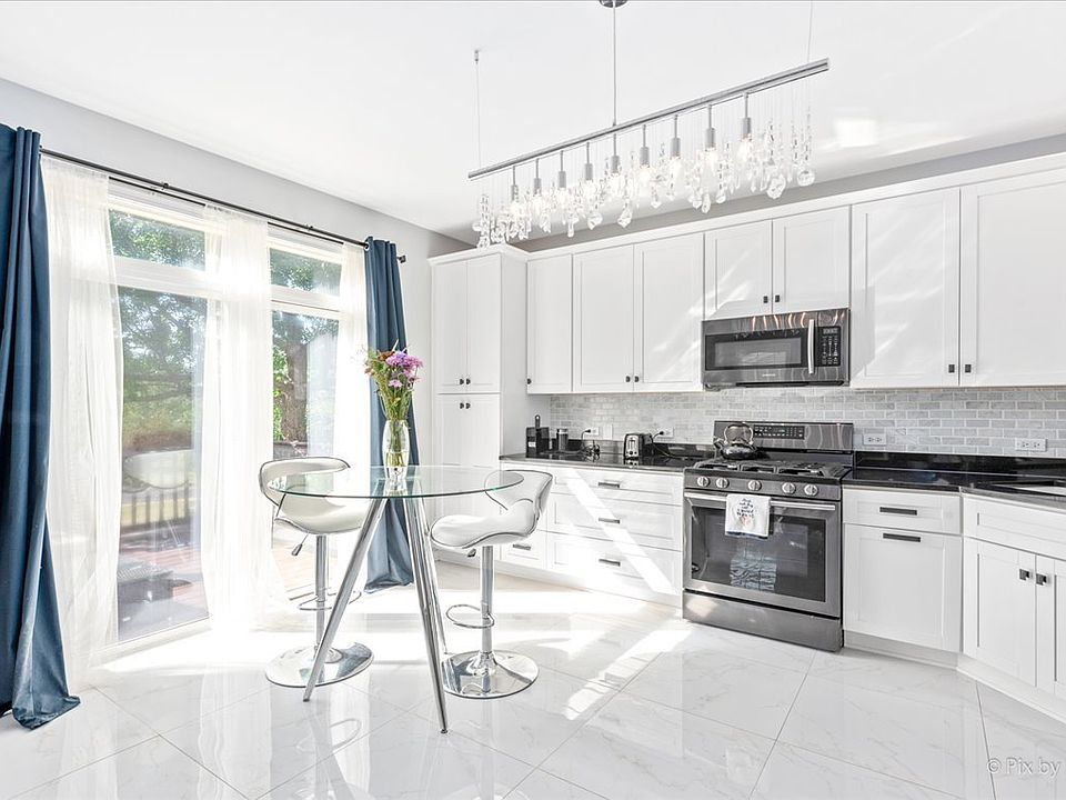 35 Regent Dr Gilberts, IL, 60136 Apartments for Rent Zillow