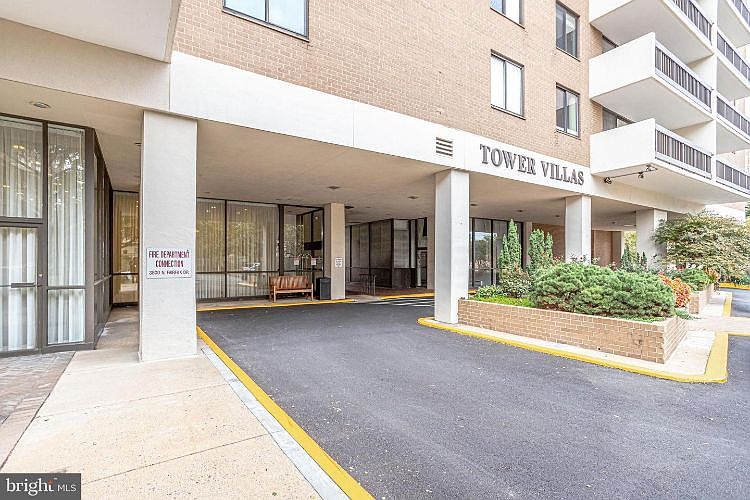 1st image of 3800 Fairfax Dr APT 709