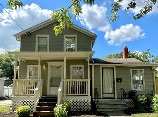 219 S 7th St, Dekalb, IL 60115