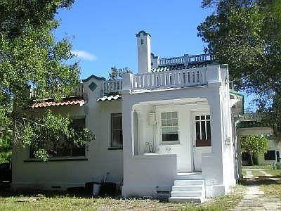 5th image of 2171 Lakeview Dr